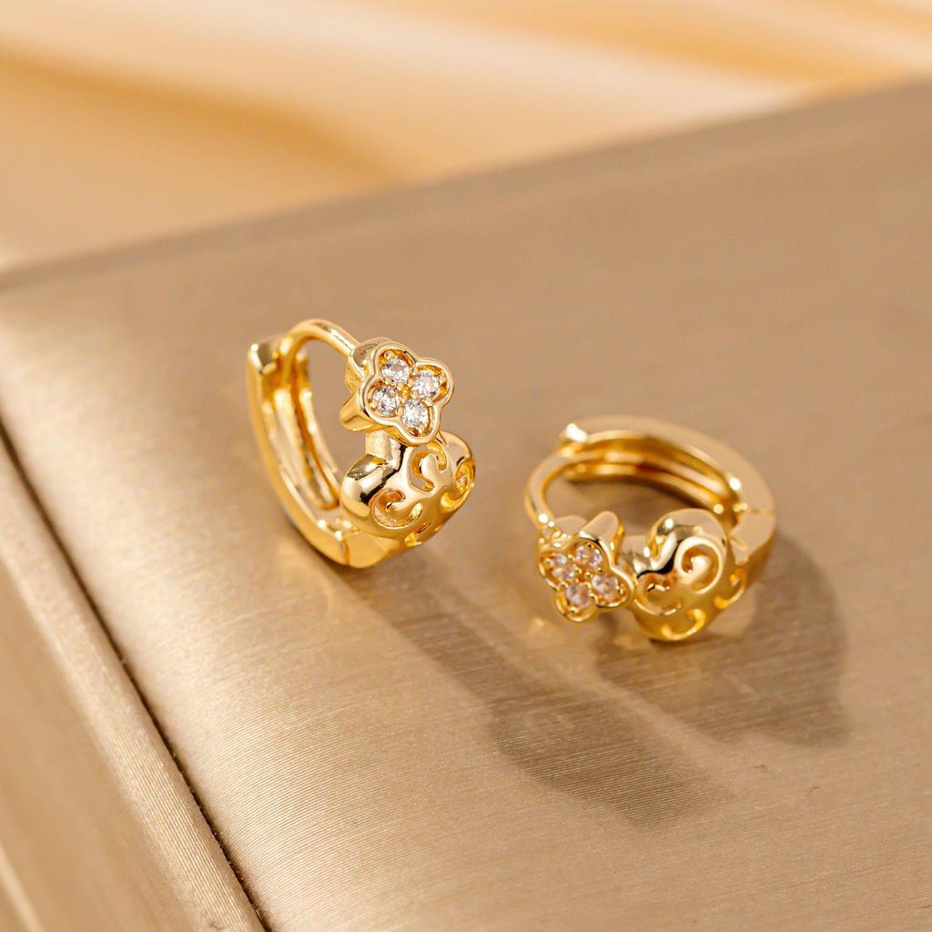 European & American Style Four-Leaf Clover Non-Piercing Stud Ear Clips
