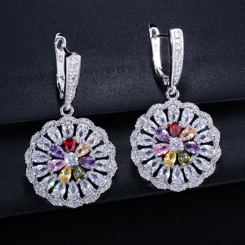 E0236 Creative Women'S Earrings, Small Fresh Zircon Flower Earrings Popular Jewelry