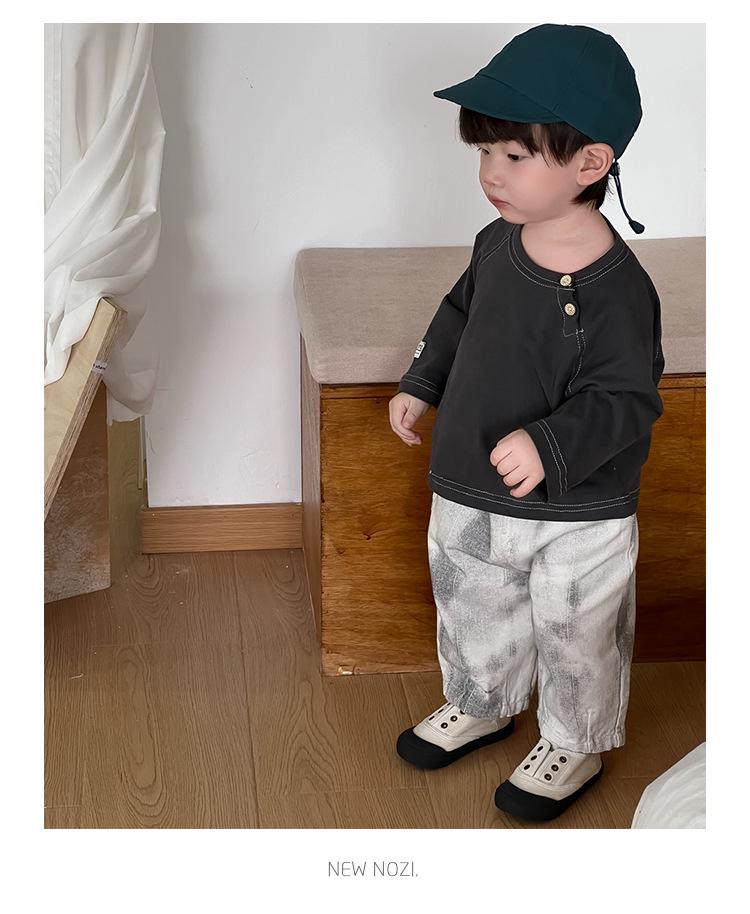 Dziecięcy Jesień 2025 Nowy Zestaw T-shirtu z Okrągłym Dekoltem i Dżinsów - Chłopięca Odzież Jesienna w Stylu Koreańskim