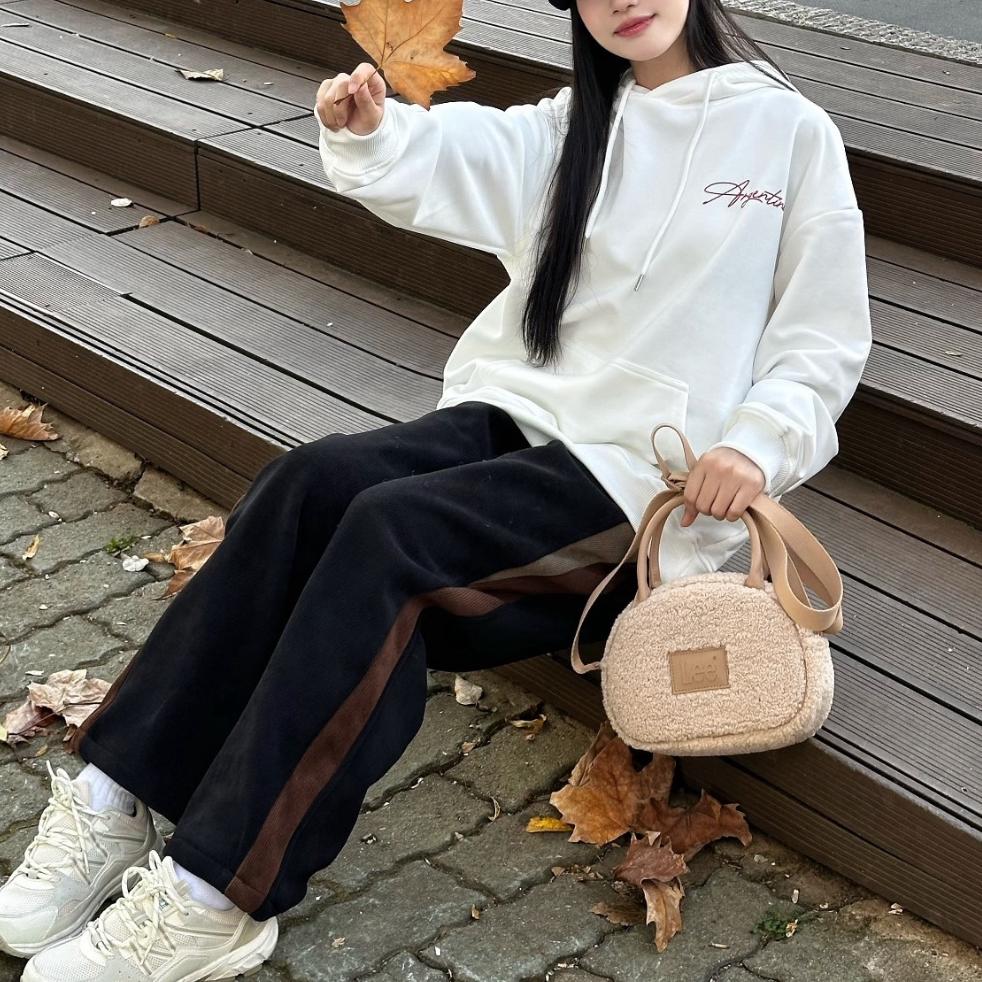 New Lee Fabric, PU Crossbody Bag Regular Women's Khaki LE240097M-306