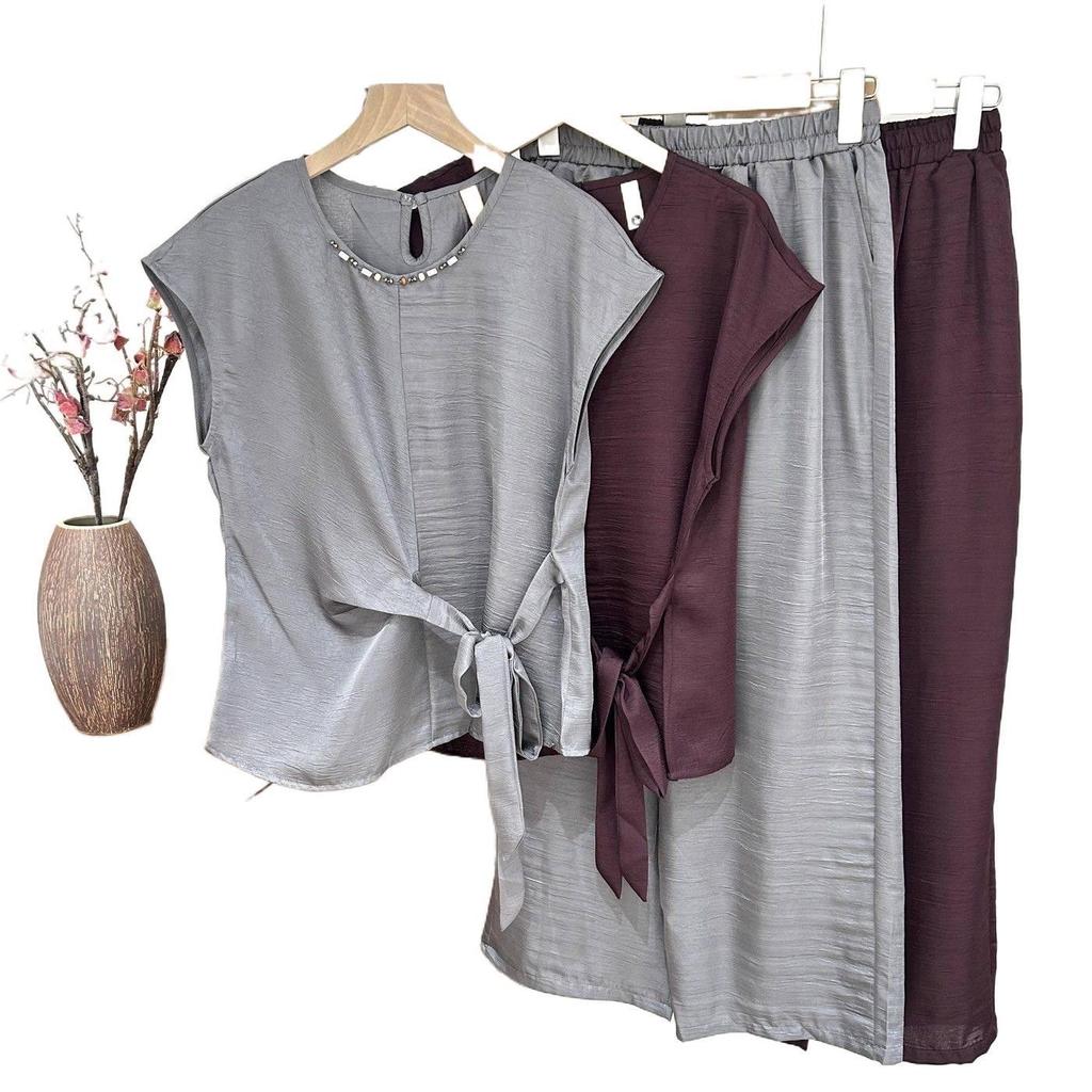 Elegant Ice Silk T-shirt & Casual Pants Set for Young Mothers - Summer Style, Age-Defying, Perfect for Middle-Aged & Seniors