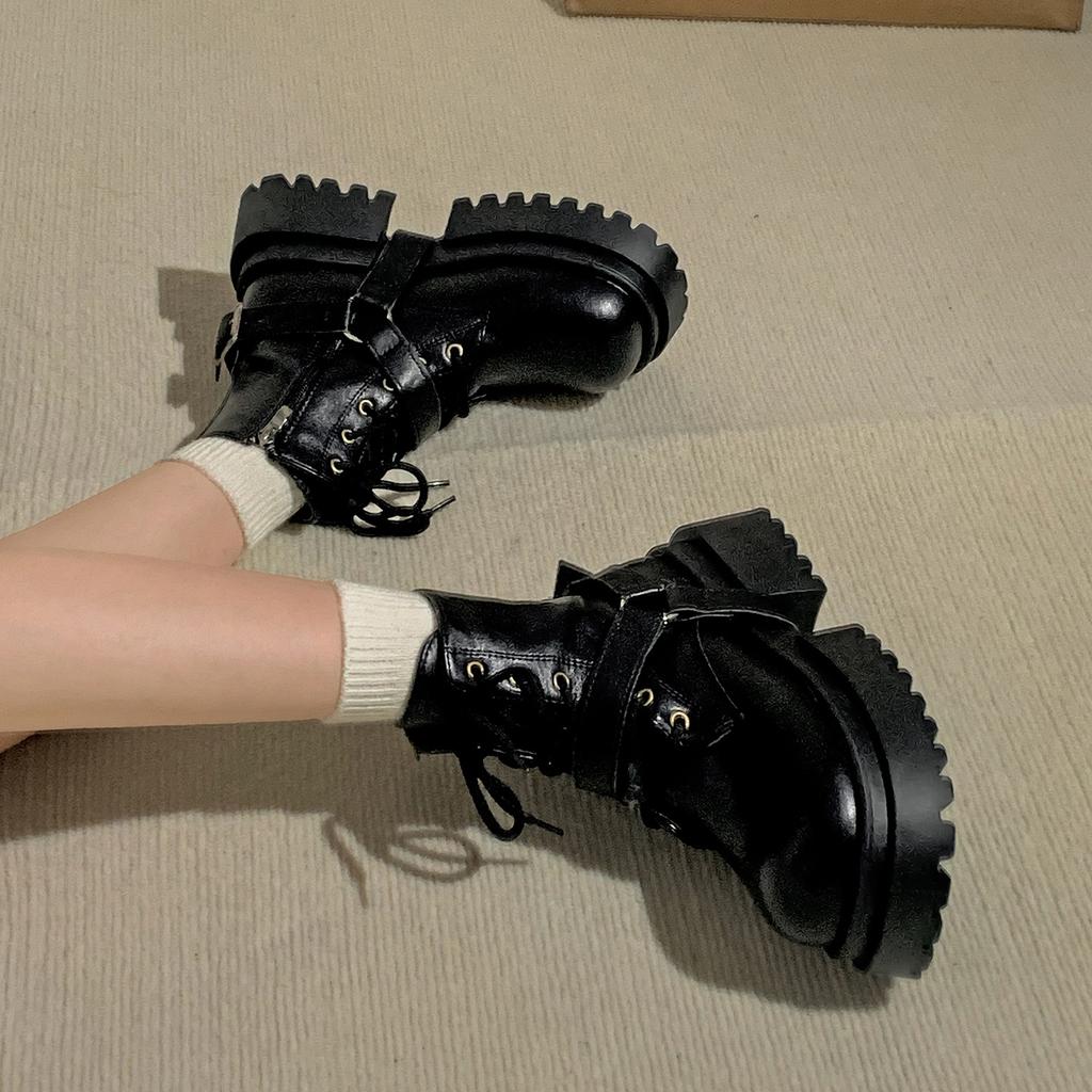 Black high-end retro thick-soled Martin boots women's 2025 new autumn with skirt, thin legs and long short boots