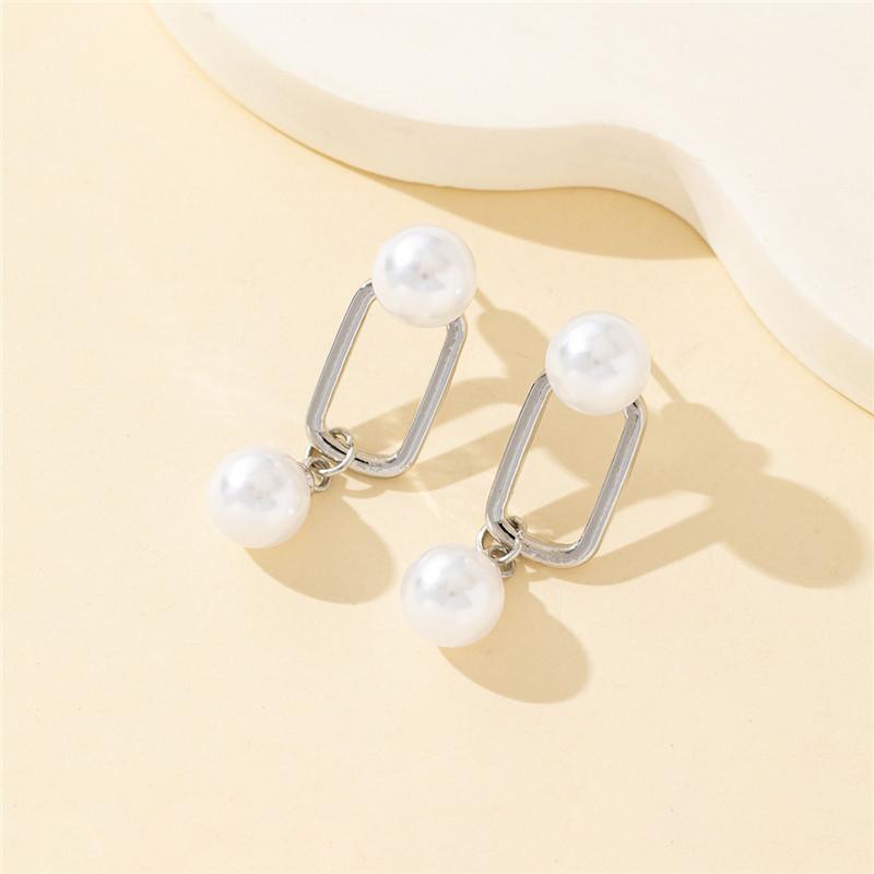 New Punk Zircon Imitation Pearl Drop Earring Korean Pin Shaped Dangle Earrings For Women Classic Charm Jewelry Gifts
