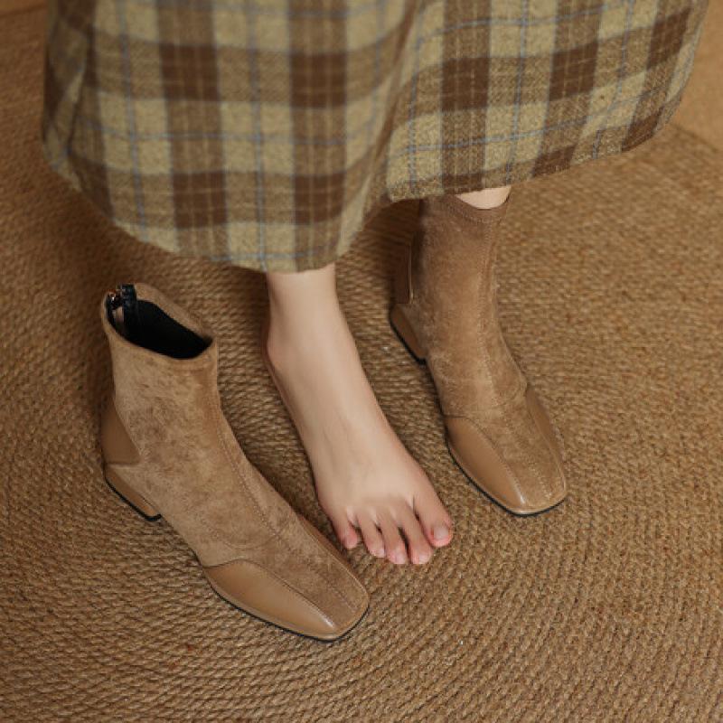 Autumn and winter women's suede Martin boots low heel large size women's boots square head Korean version leather boots rear zipper new medium boots