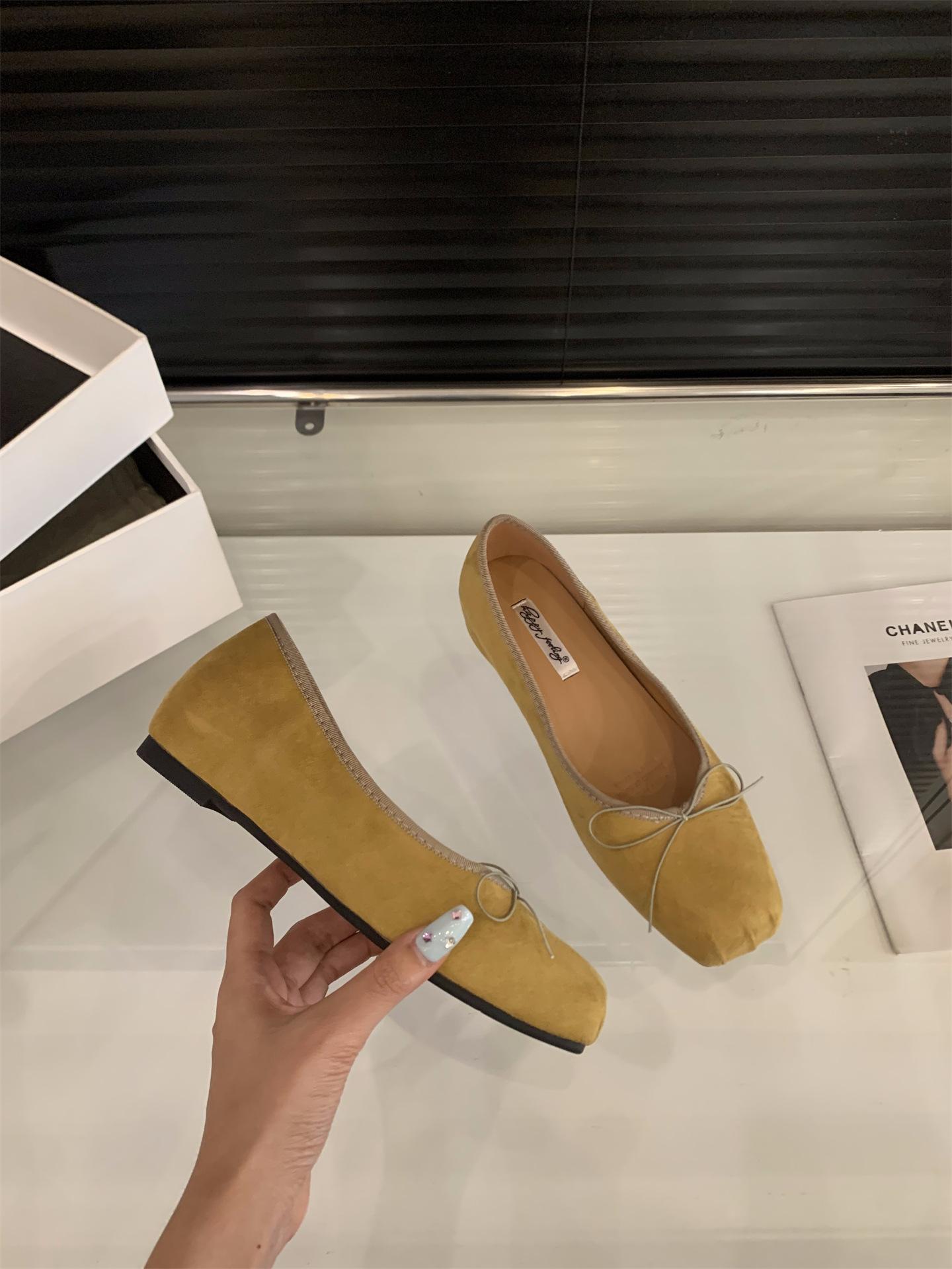 

Inner heightening suede small red single shoes women s shoes 2025 new spring and autumn French silver ballet evening shoes 40