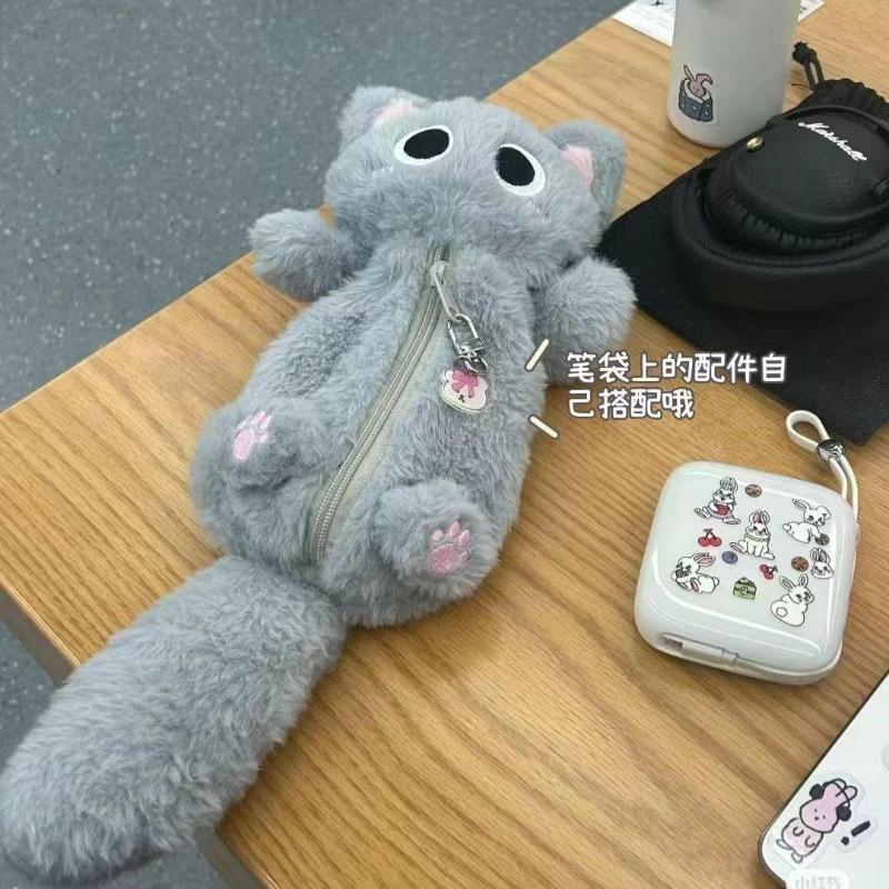 Cute Gray Furry Kitten Pencil Case, High-value Desktop Large-capacity Student Stationery Pencil Case, Large-capacity Pencil Case