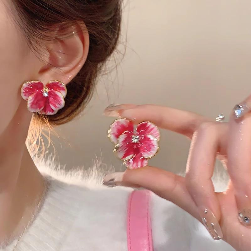 

2025 Изысканный нишевый дизайн Простые роскошные серьги для женщин - Универсальные серьги-гвоздики высокого класса