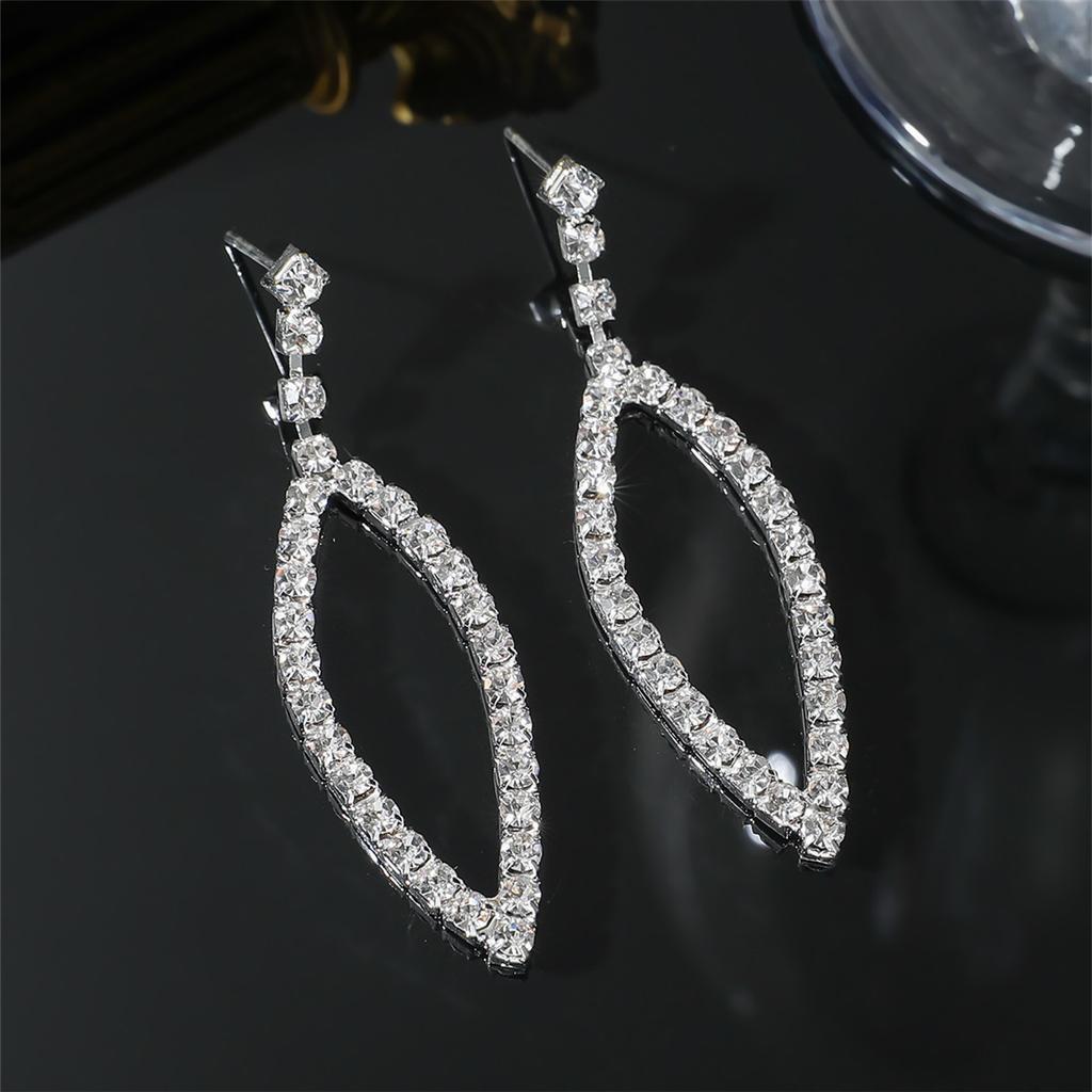 High-Class Sense Of Geometric Hollow Full Diamond Earrings Fashion Temperament Earrings Women's Earrings 1 Pair