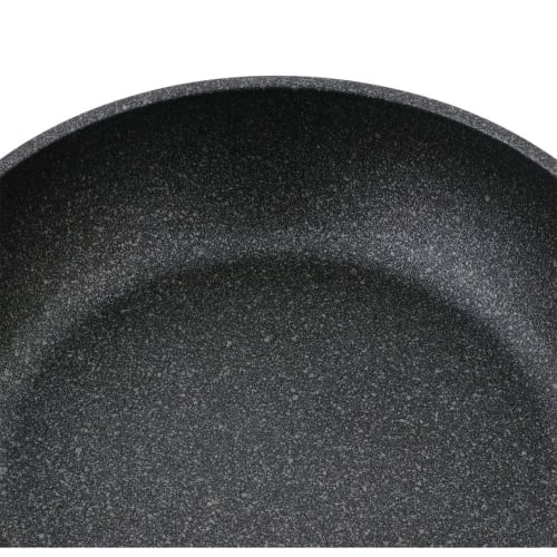 LIV PLUS 20cm Frying Pan, Gas Stove Only, Lightweight, Black, NM-381