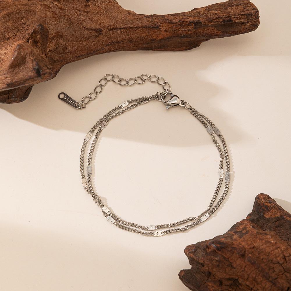 

Простой, небольшой и свежий японский двухслойный браслет, женственный темперамент, нишевая корейская версия, милый и продвинутый, легкий роскошный прилив украшений для рук