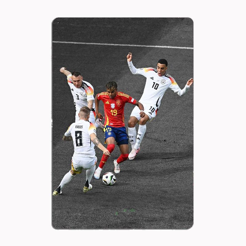 

Lamine Yamal Art Football Sport Player Retro Posters Metal Sign Custom Garage Indoor Wall Room Decor Tin Vintage Home Decor 20x30cm（7.8x11.8inch）