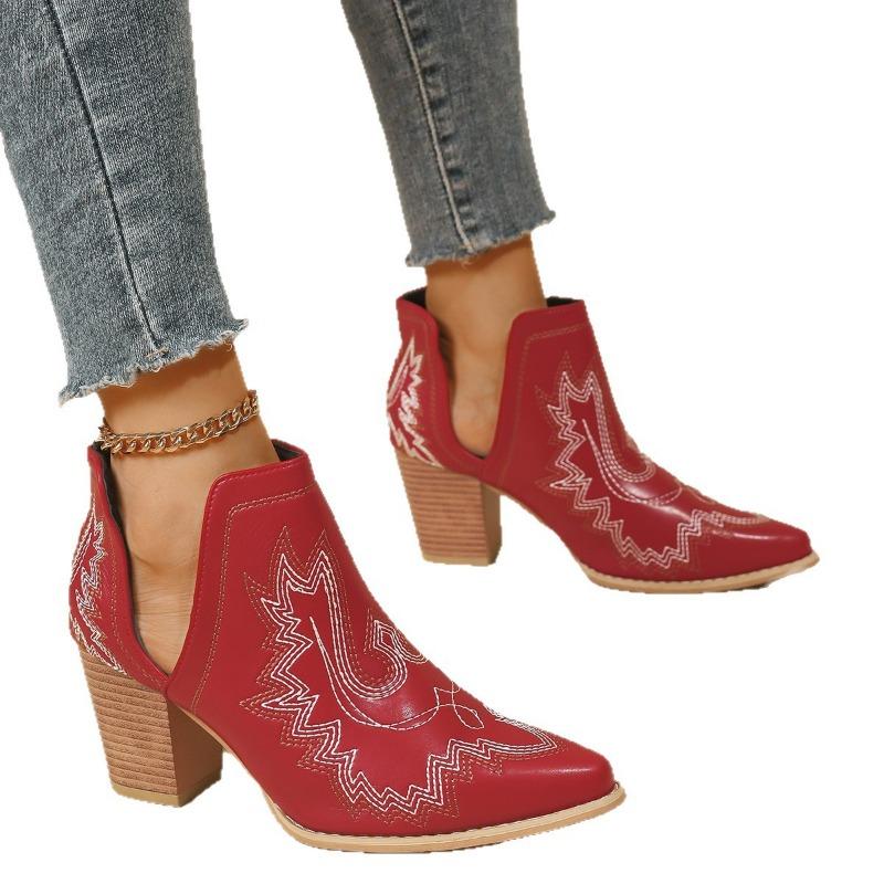 Autumn and winter new large size pointed Martin boots thick heel embroidered western cowboy boots
