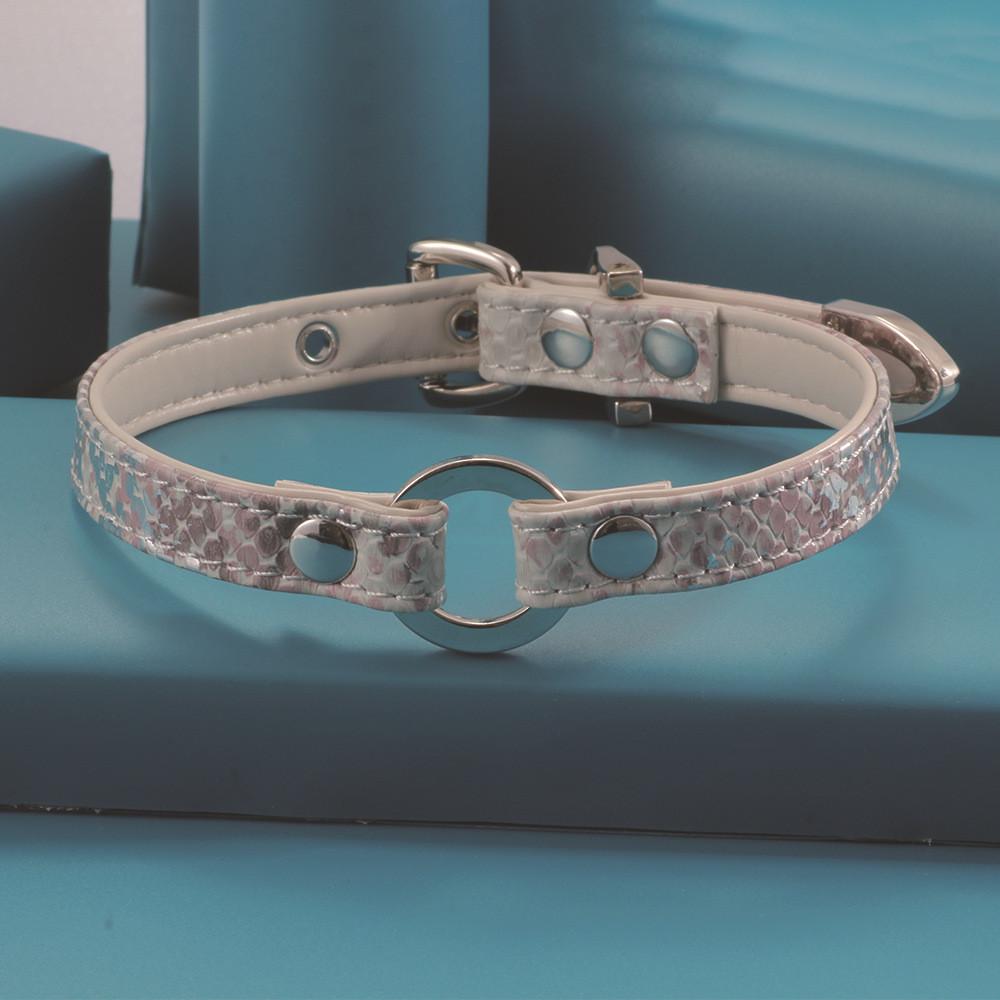 Style Snake Pattern Leather Choker Necklace For Women With Circular Geometric Design
