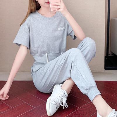 Kostýmy a komplety – Sportovní soupravy