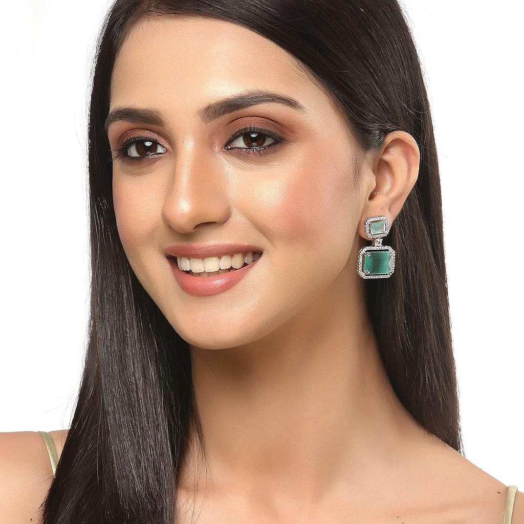 Oksydowane srebrne, amerykańskie kolczyki w kształcie kwadratu wysadzane diamentami dla dziewcząt i kobiet