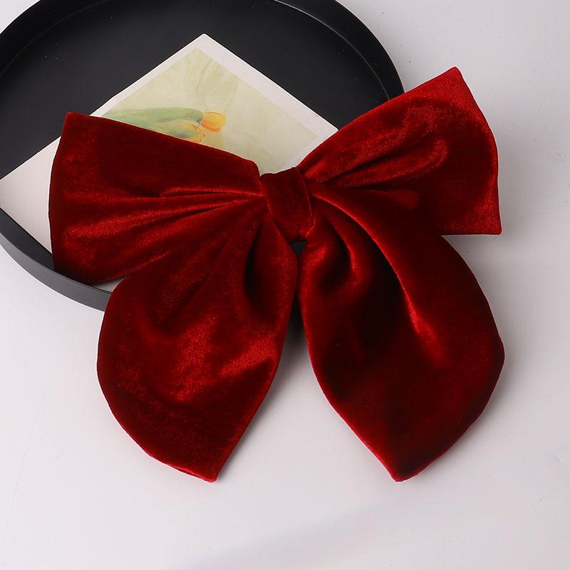 Influencer Princess Large Bow Hair Clip: Stylish Women s Shark Claw Accessory