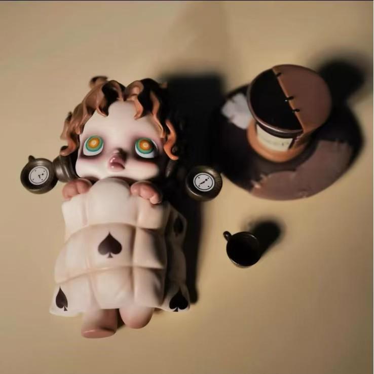 Pop Mart Everyday Wonderland Series Blind Box Figurine - Trendy Toy Ornament Birthday Gift