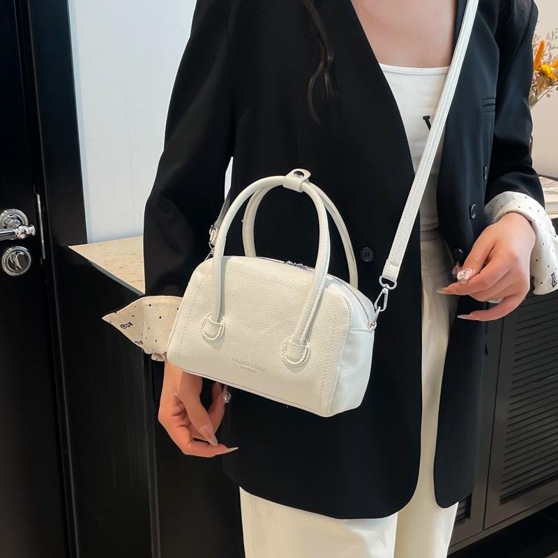 High-end Fashion Solid Color Women's Bag New Large-capacity Pillow Bag Versatile Portable Shoulder Messenger Bag