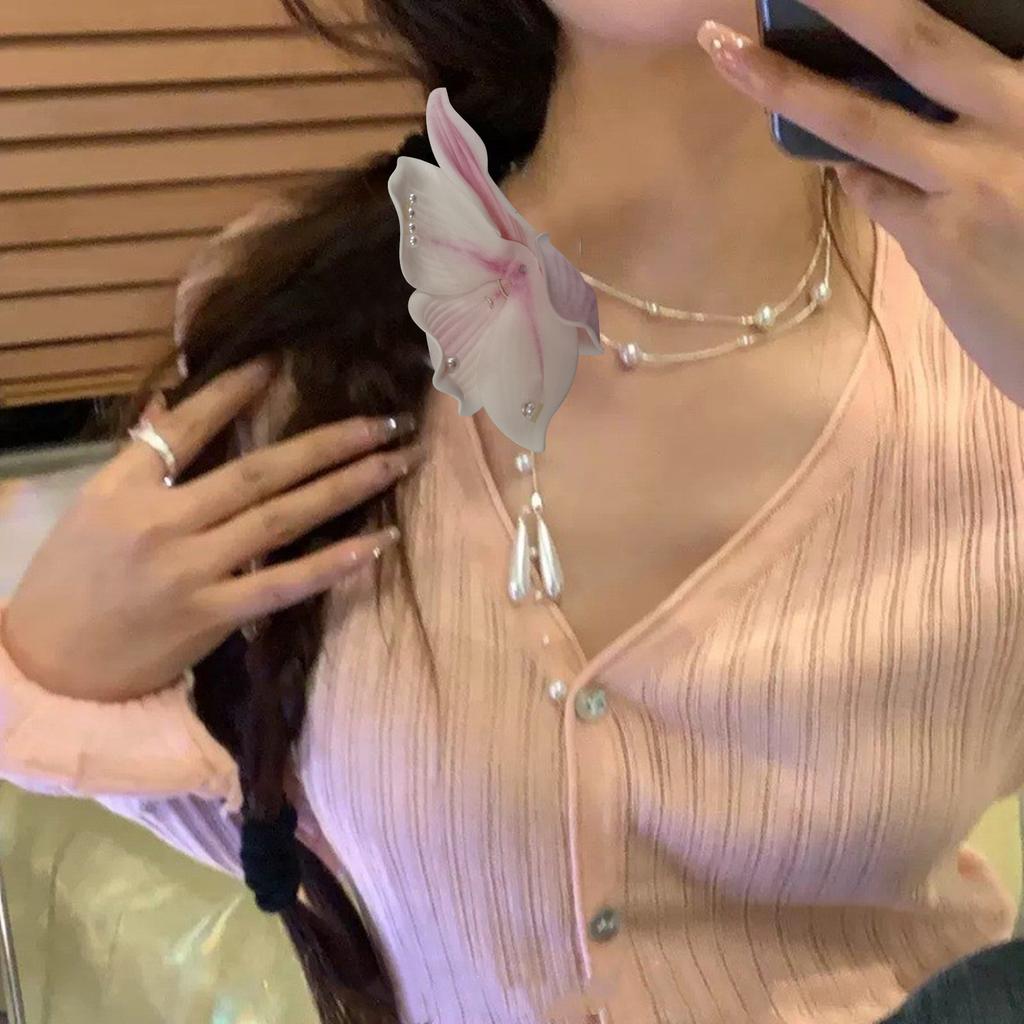 Elegant Flower Women's Neck Jewelry Delicate Flower Collar Chain Statement Necklace for Fashion Forward Individuals