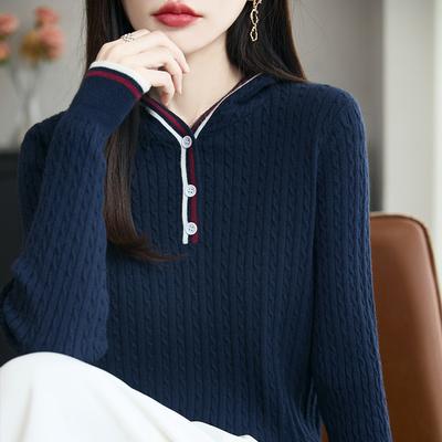 The New Autumn and Winter Design-sense Hooded Knitted Sweater for Women, A Slimming and Casual Fashionable Sweater