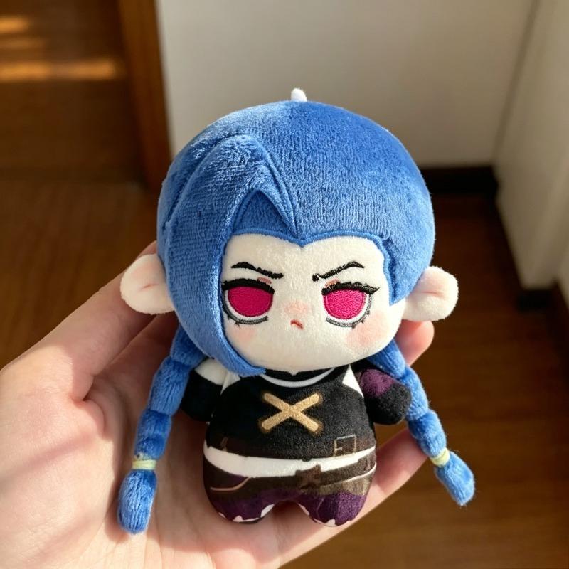 League of Legends 10cm Jinx Mini Plush Keychain Chibi Girl Blue Braids Pink Eyes Outfit Soft Stuffed Pendant Gift for LOL Game Anime Fans Collectors
