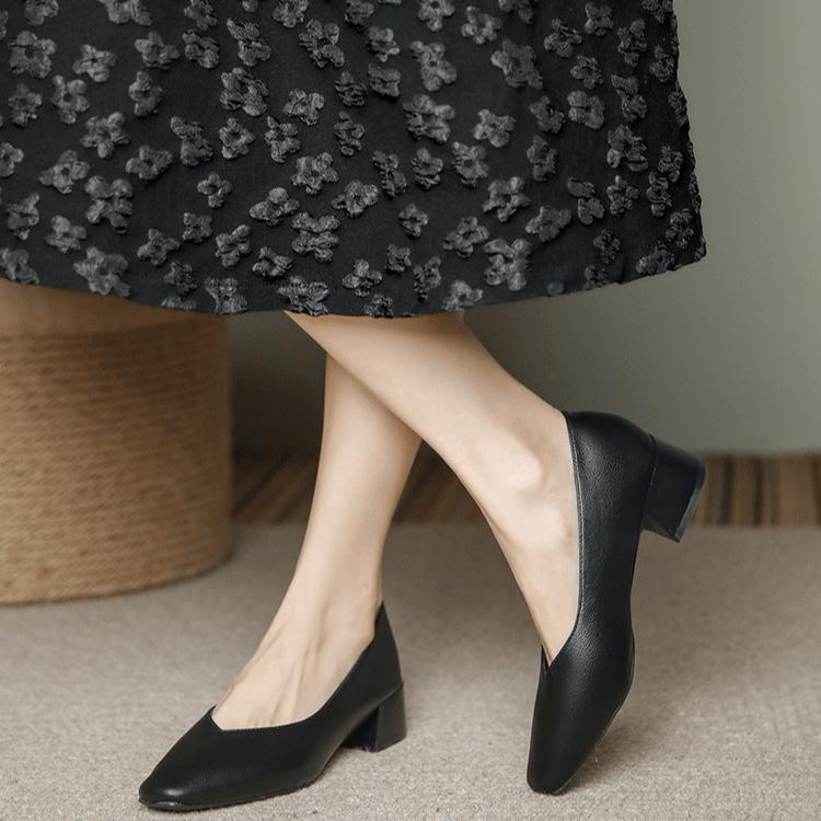 Women's Chunky Block Heeled Pumps Low Heels Closed Toe Dress Shoes Comfortable Office Work Shoes Heel Pumps for Women Comfortable Square Toe Shoes