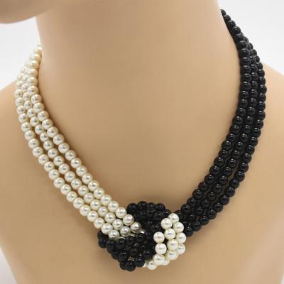 Women's Short Necklace Independent Original Black and White Two-Color Necklace Female Clothing Wild Jewelry