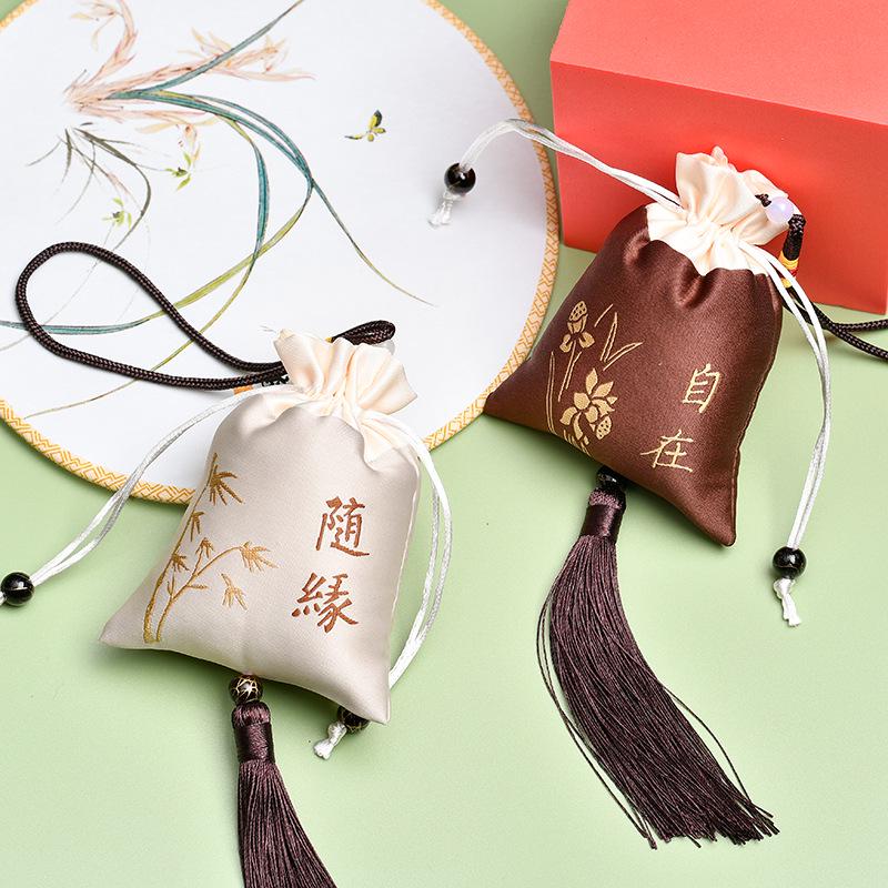 Embroidery Dragon Boat Festival Sachet: Chinese Style Aromatherapy Purse