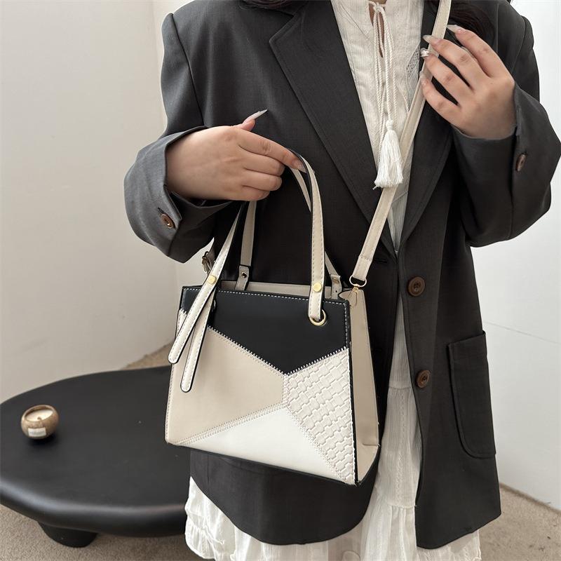 New Spring and Summer Trend Handbag Personalized Contrasting Color Splicing Large-capacity Fashion Shoulder Messenger Bag Women