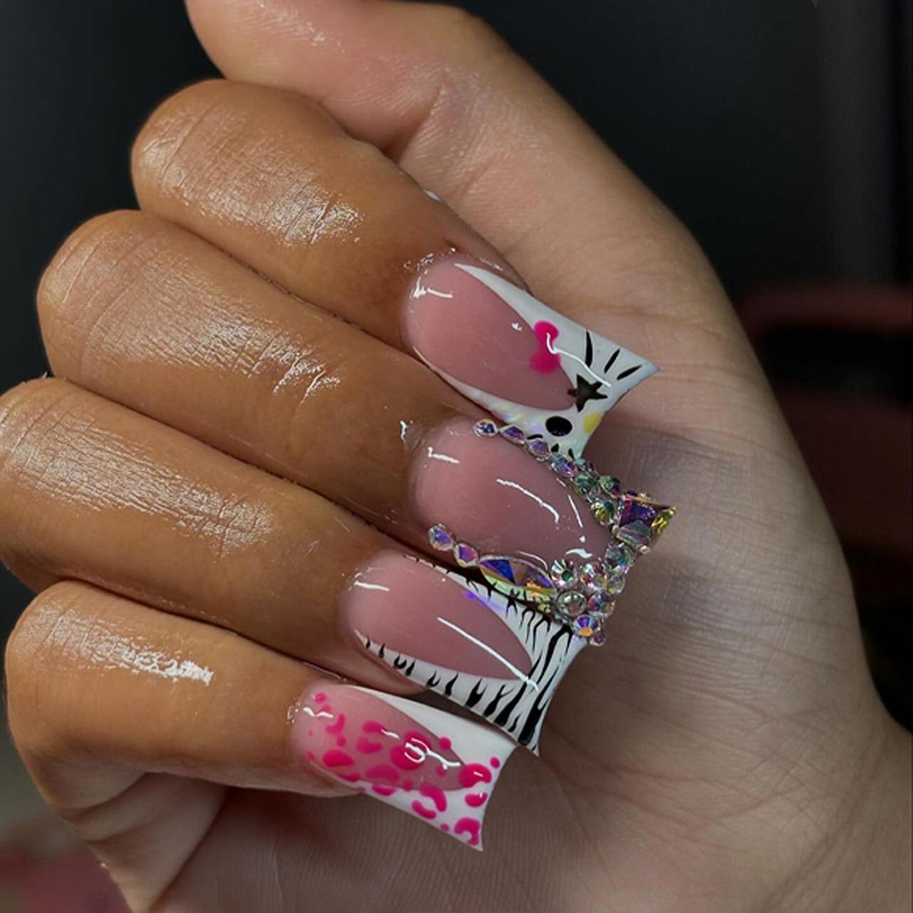 

French black and white zebra pattern wearing nail flash diamond flash manicure fake nail press on nails nail piece