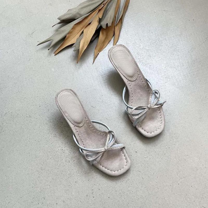 

Slippers women s outer wear summer kitten and bow, thin heel, beautiful high heel temperament, small sandals 39 абрикосовый