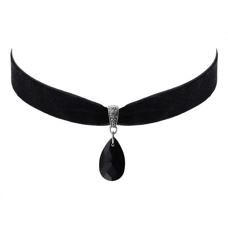 Gothic Victorian Style Alloy Pendant Necklace With Velvet Chain For Ladies