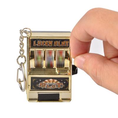 Jednoduché módní hratelné mini automat na ovoce Keychain Lottery Personalizované simulační pero s přívěskem T1P2
