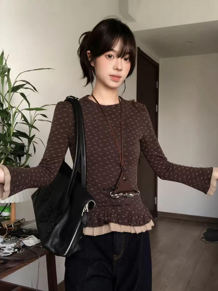 Women's Floral Lace Flannel Long-Sleeve Top - Slimming, Double-Layered Design for Autumn/Winter