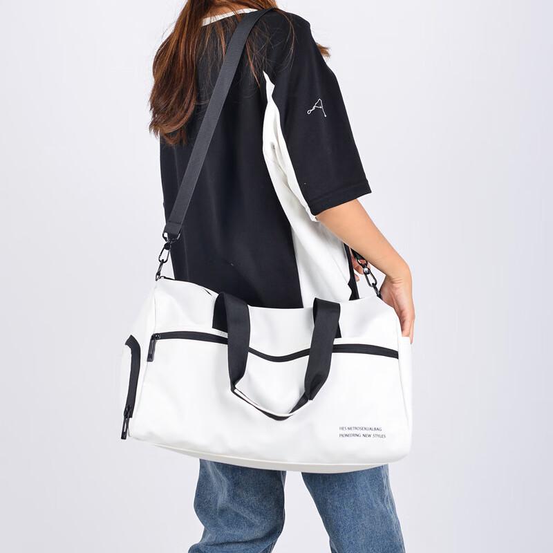 TOUROMAN Large Capacity Dry Wet Separation Sports Travel Duffel Bag