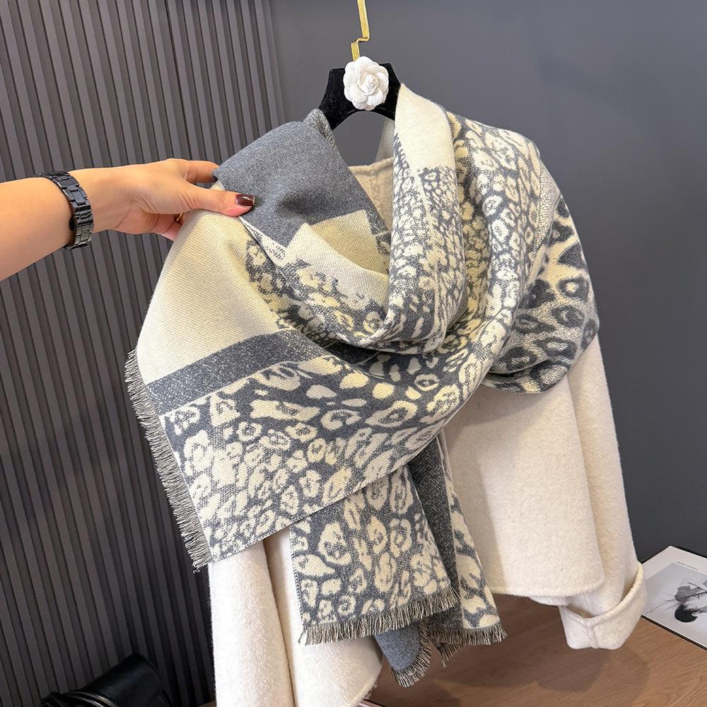 Luxury Butterfly Print Faux Cashmere Scarf: Warm, Stylish Color-Block Shawl for Women, Perfect Winter Neck Warmer