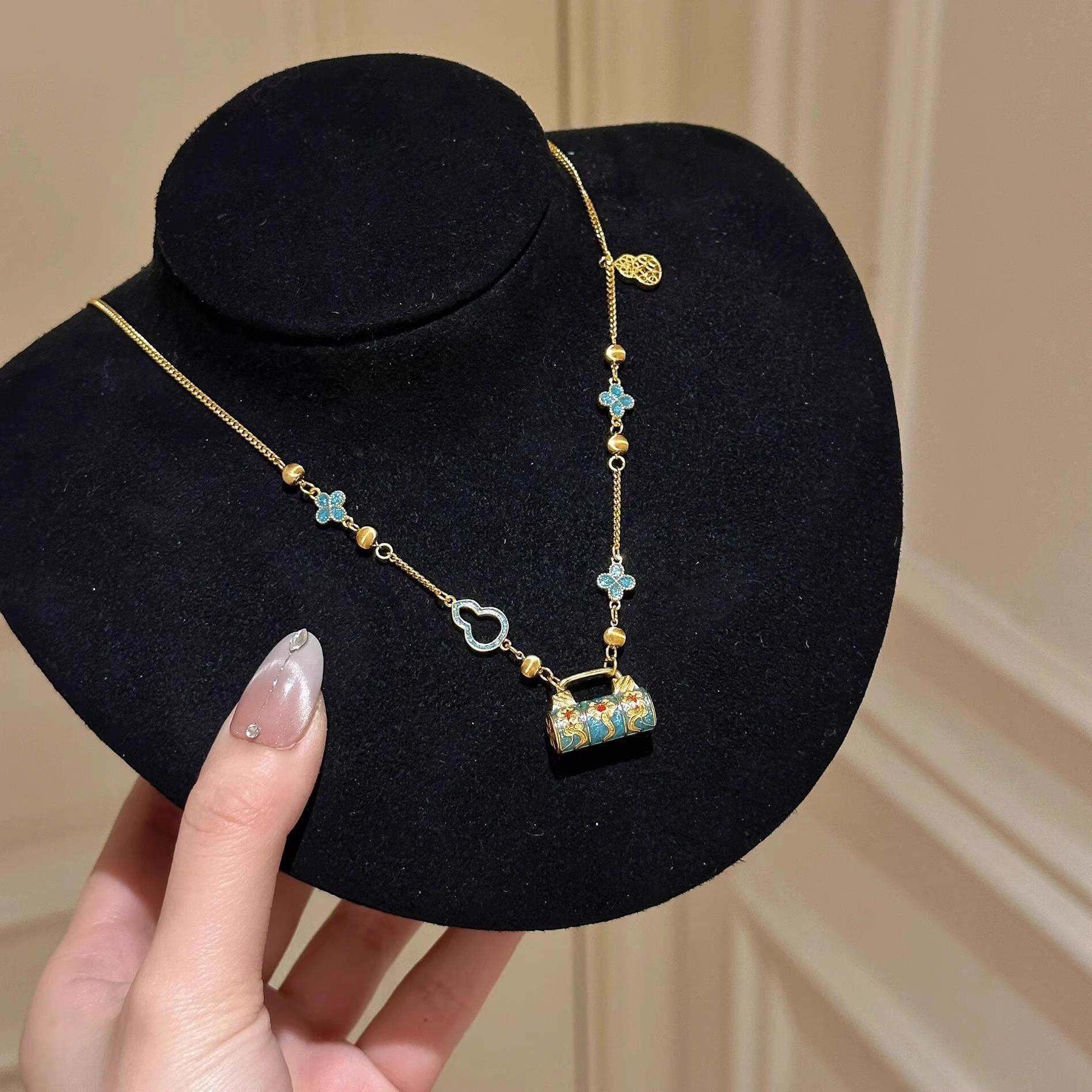 Элегантное Серебряное Ожерелье-Замок Пин Ань с Эмалью Клоазоне – Высококлассный Ретро Аксессуар на Ключицы