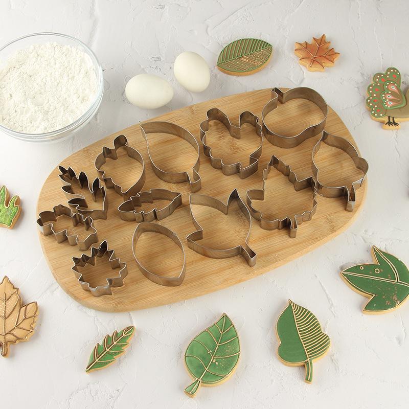 

12Pcs/Set Cookie Cutters 430 Stainless Steel Biscuits Baking Mold (BPA-Free,No FDA) Thanksgiving Series