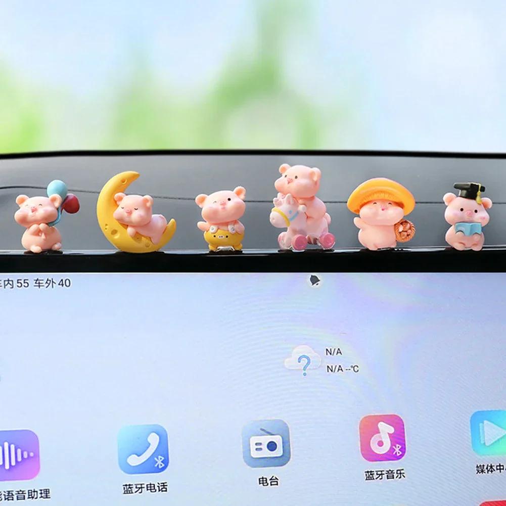 6Pcs Resin Mini Cute Pigs Car Center Console Ornaments Micro Animal Dashboard Screen Decoration Car Accessories Interior