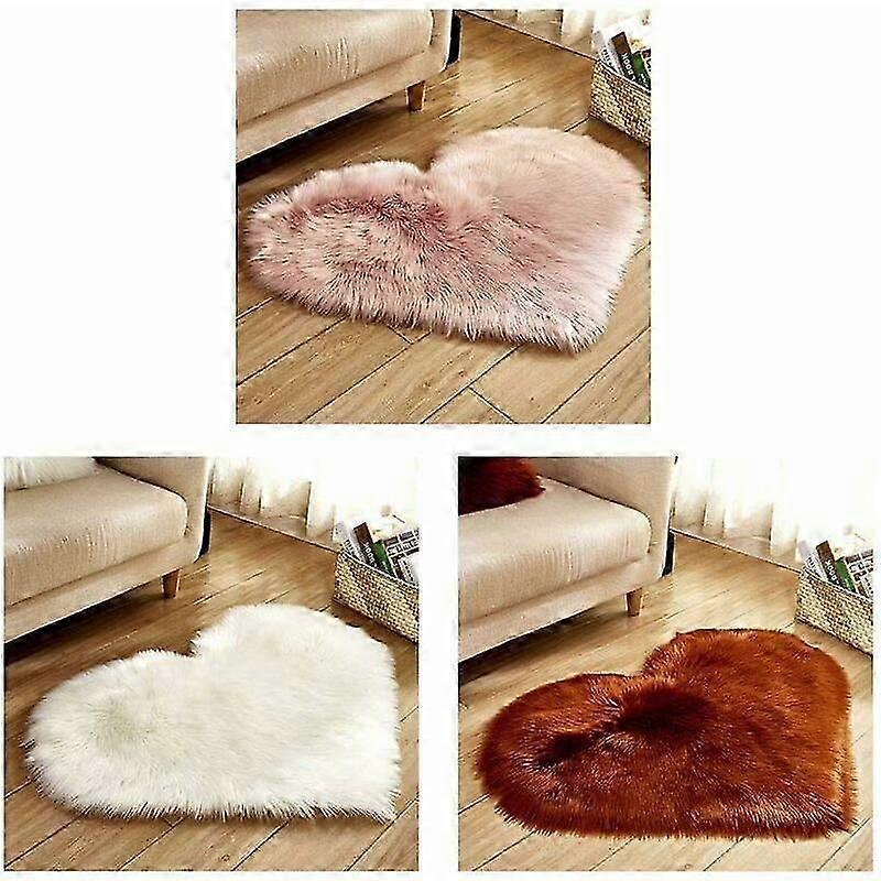 Light Pink Heart-Shaped Plush Rug Peach-Colored Plush Cushion Suitable for Living Rooms, Bedrooms, Studies, and More 40 X 50 Cm