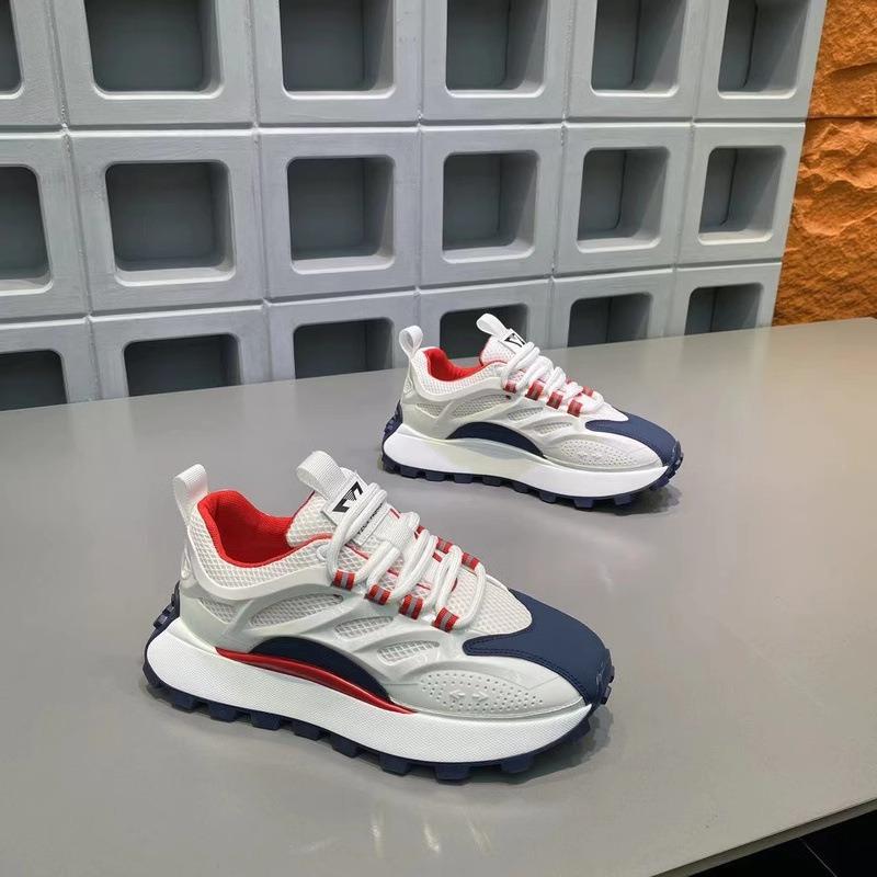 Man's Breathable Vulcanized Sneakers Summer Thick Bottom Wear-resistant Leisure Sport Shoes Youth Popular Men Jogging Shoes 2025