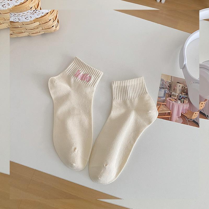 Women's Spring and Summer Embroidered Letter Solid Color Cotton Sweet and Versatile Short Socks