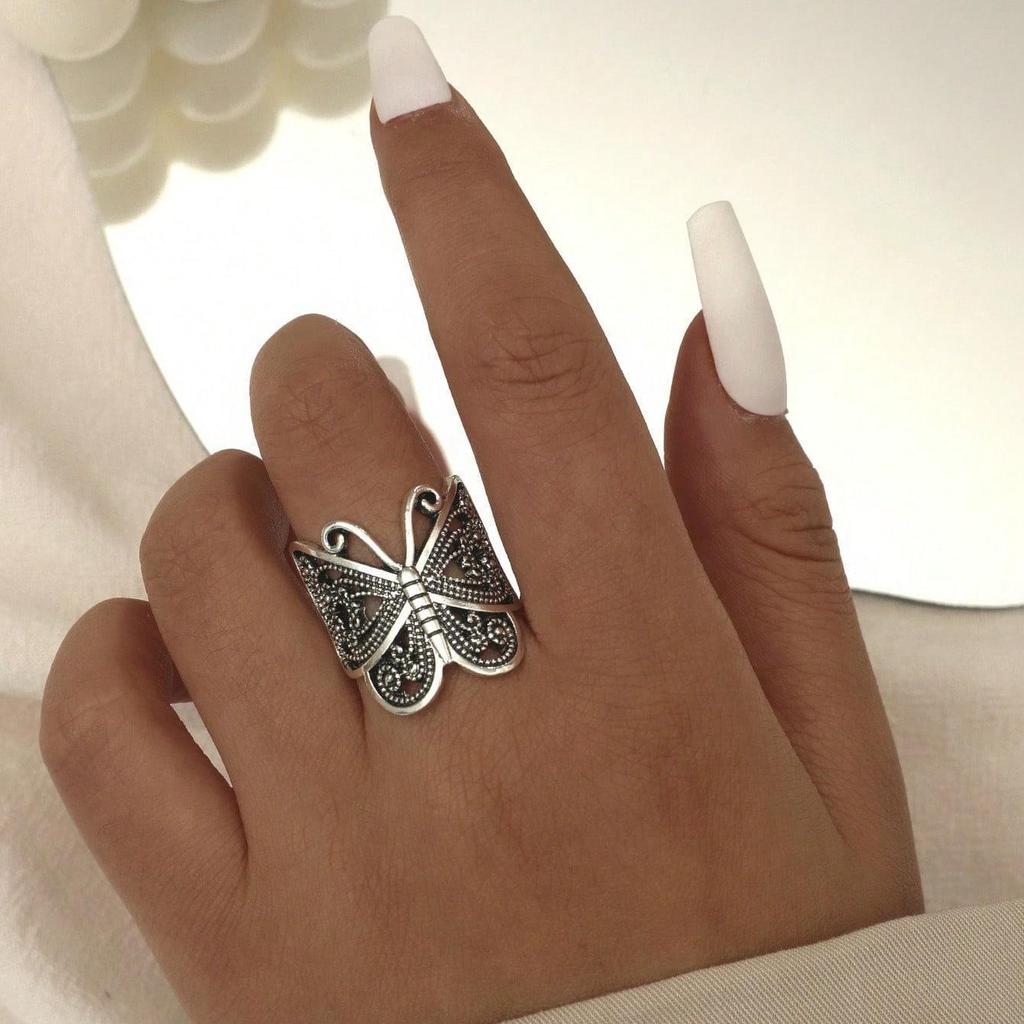 Anello a Farfalla Svuotato Squisito