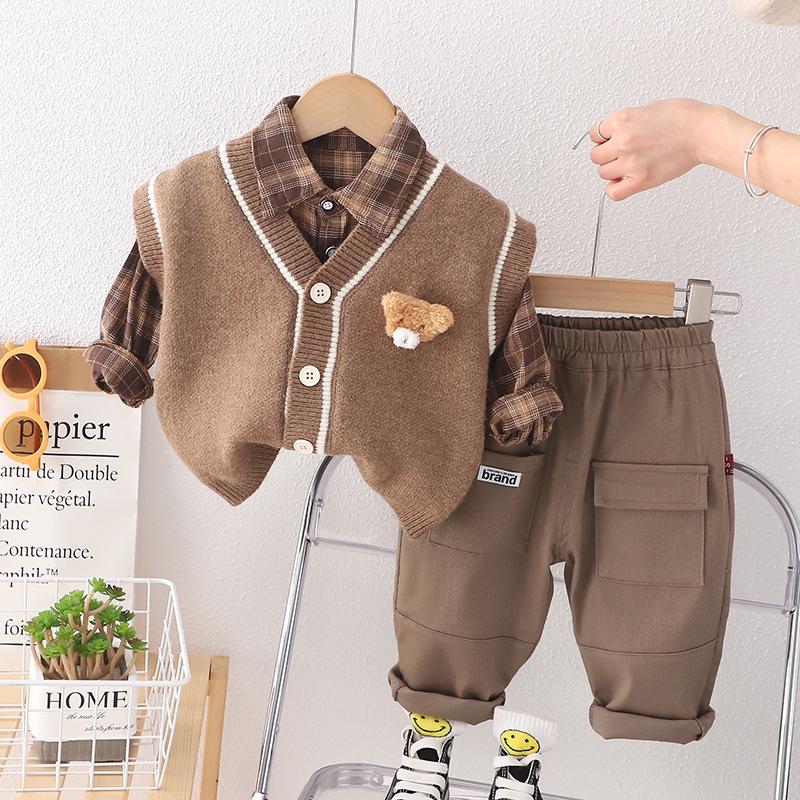 Stylish Two-Color V-Neck Knit Cardigan Set for Boys and Girls – Classic Long-Sleeve Three-Piece Baby Apparel