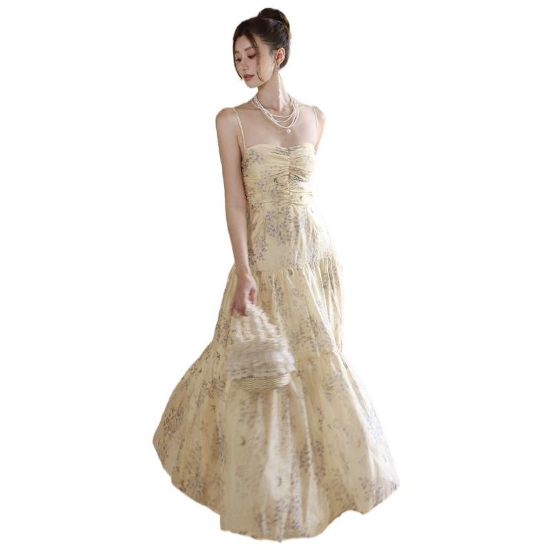 Begonia High-End Französisches Langes Kleid, Gelbes Blumen-Trägerkleid Sommer