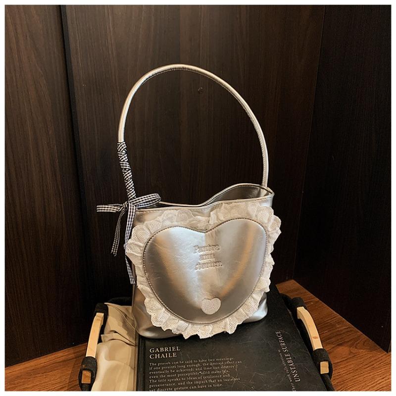 

Today s popular bags are women s summer versatile new shoulder underarm bags, simple bucket bags. срібний