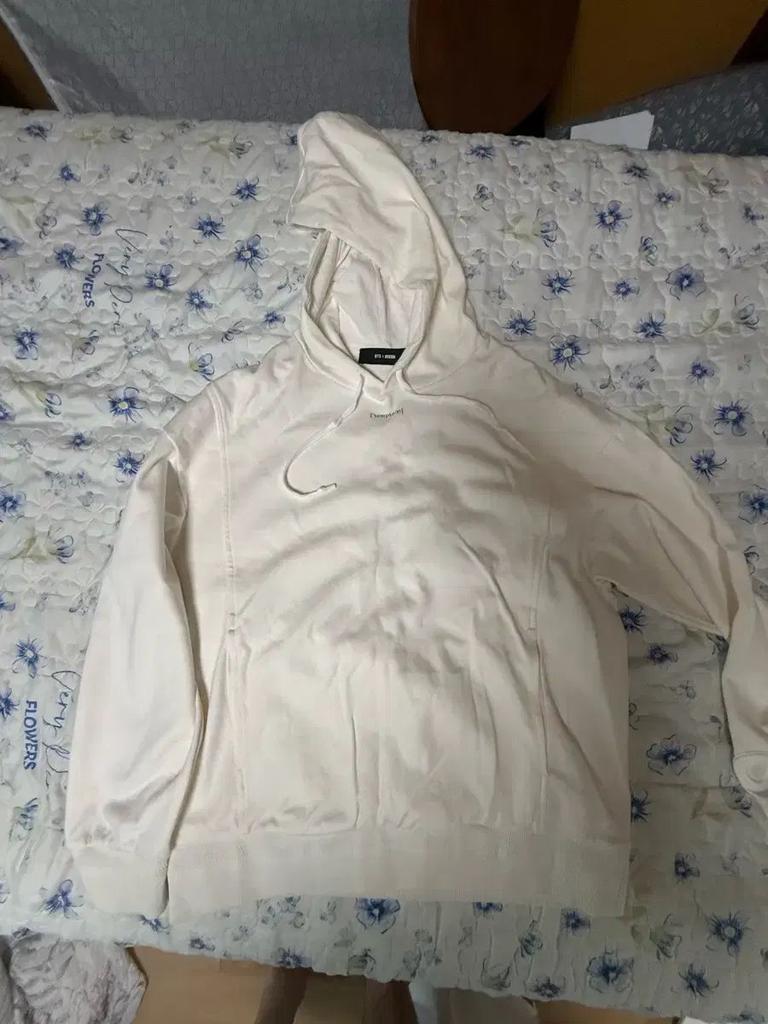 [USED] SYSTEM Homme x BTS Hoodie