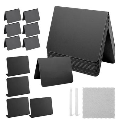 12 ks malých tabulek s bílým perem, opakovaně použitelné tabule s občerstvením formou bufetu