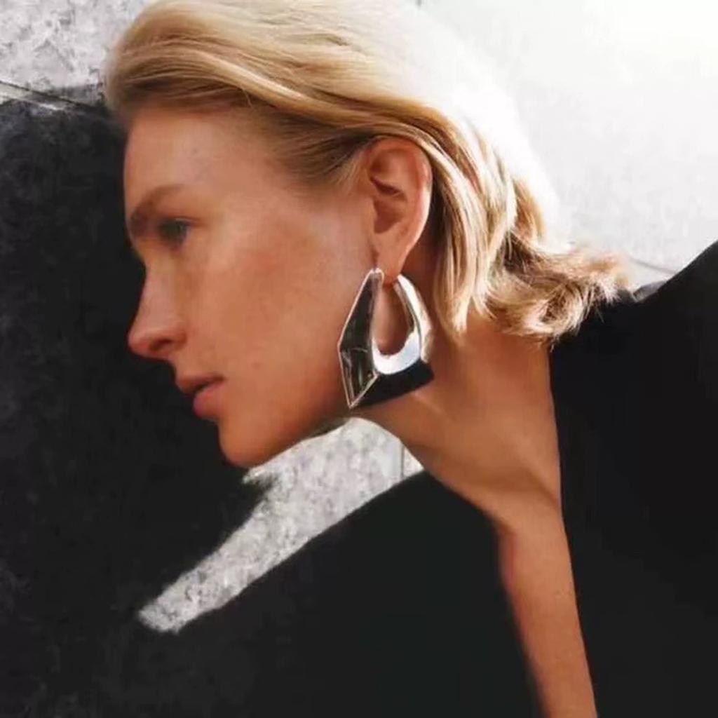 Exaggerated irregular shape geometric metal line earrings triangular rhombus high sense unique retro stud earrings