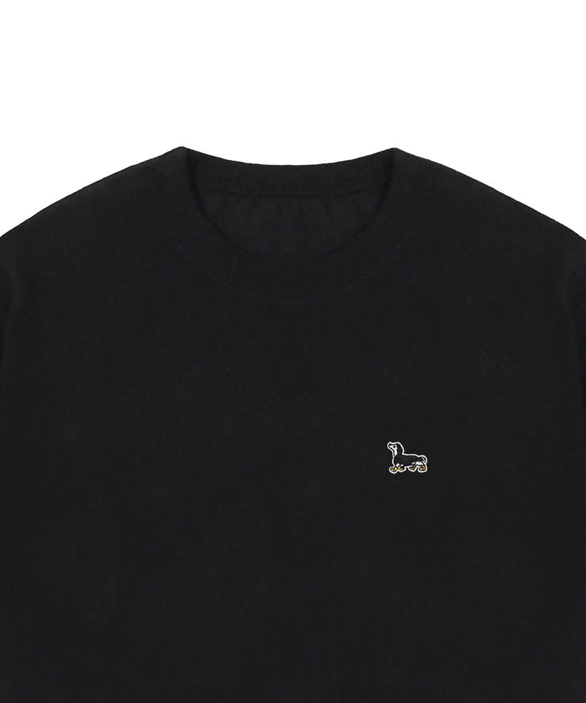 GRAVER [Unisex] Yellow Boots Puppy Embroidered Short Sleeve T-Shirt_ Black